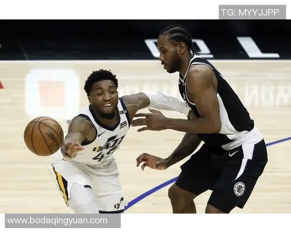 快船与爵士对决分析谁在近期交锋中占据优势